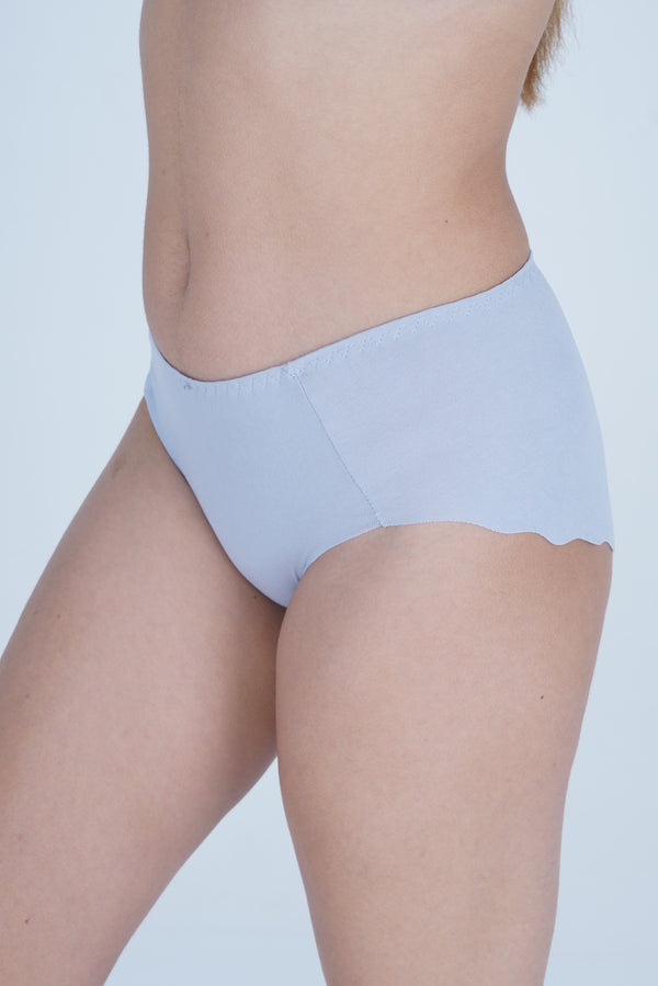 AXTZH Chic Mid-Rise Women’s Brief with Stylish Bow Detail and Smooth Finish XPTYSCOT8223IO-ICE