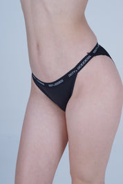 AXTZH Minimal Coverage Thong Brief for Women with Smooth Finish and Everyday Comfort XPTYFNE3751IO-BLACK