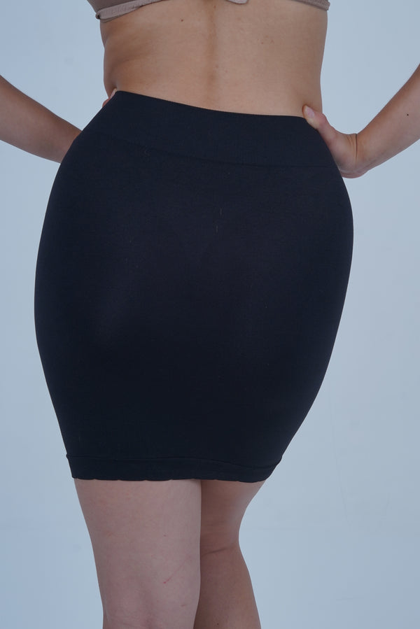 AXTZH Seamless Strapless Tube Outer for Women Perfect for Casual, Party, and Street Style Looks XTUBE004-BLACK