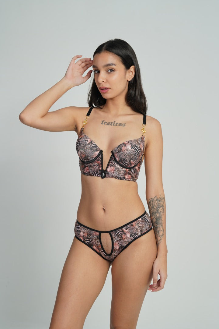 AXTRZH BRA The Confidence Curve Set AB2056-LEOPR1-DP102