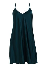 AXTZH Graceful Two-Piece Women’s Nightwear Set with Sheer Sleeves and Embroidered Detailing X2168-BGREEN-F12S