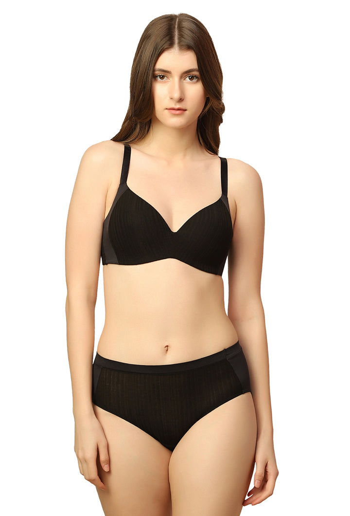 TRIUMPH BRA-110I720 Lightly Padded Full Coverage T-shirt Bra With All Day Comfort -BLACK