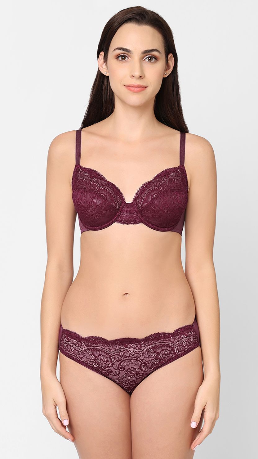 Wacoal Low Waist Lace Bikini Panty