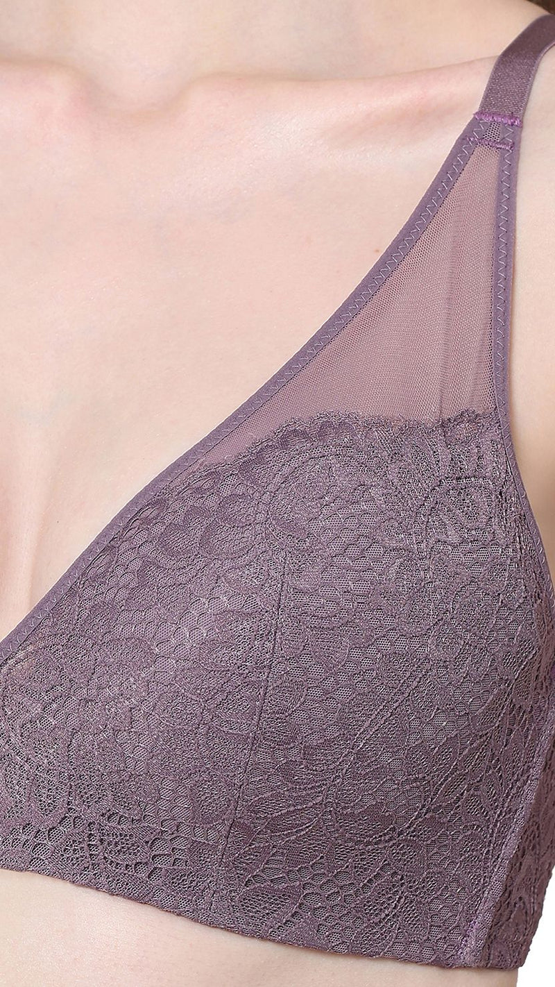 Wacoal Padded Non-Wired 3/4th Cup Lace Bra