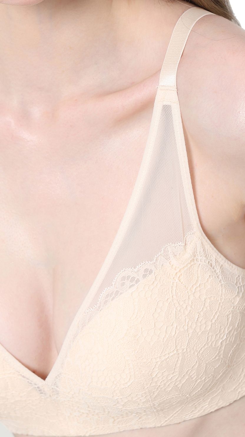 Padded Non-Wired 3/4th Cup Lace Bra