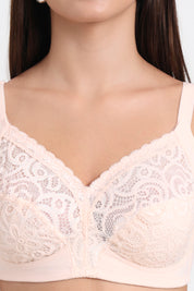 TRIUMPH-203I949 Delicate Doreen Wireless Non Padded Maximum Comfort Big-Cup Everyday Bra