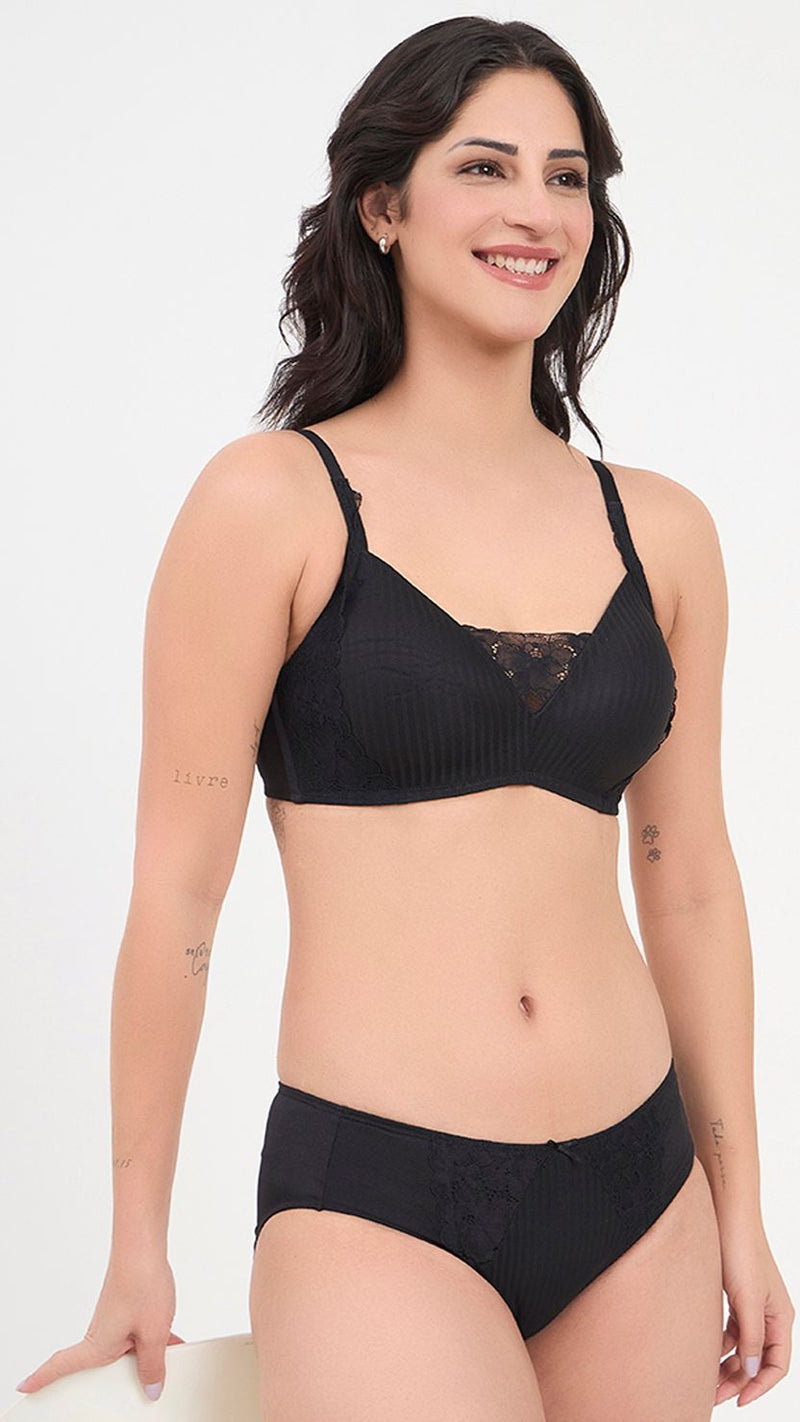 Triumph Black Peony Lace Everyday Comfort Bra