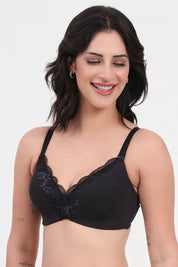 TRIUMPH 110I630 Modern Lace Cotton Padded Non-Wired Seamless T-shirt Bra