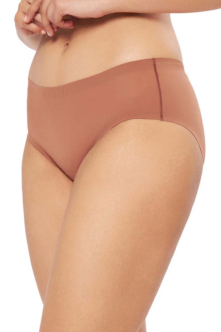 AMANTE PAN11412-CARAMEL NUDE VANISH SOLID LOW RISE HIPSTER SEAMLESS PANTY