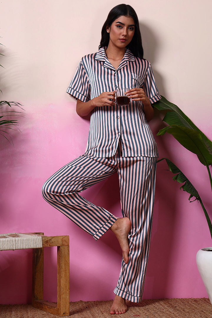 AXTZH Comfortable Nightwear for Women with Classic Collar Shirt and Relaxed Fit Shorts-X3312-PEAST-A2C2S