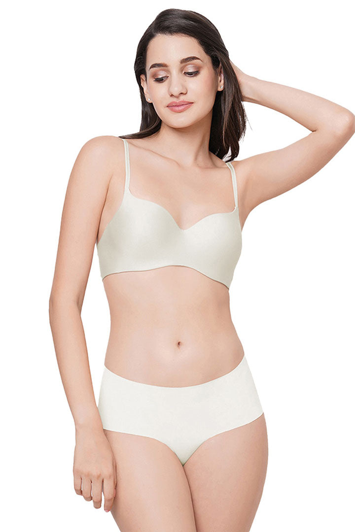 WACOAL BRA WB3A140IN Basic Mold Padded Non-wired 3/4th Cup Everyday Wear Seamless T-Shirt Bra