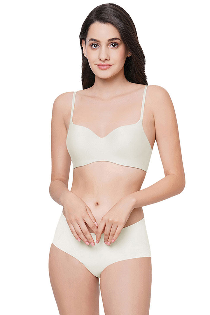 WACOAL BRA WB3A140IN Basic Mold Padded Non-wired 3/4th Cup Everyday Wear Seamless T-Shirt Bra