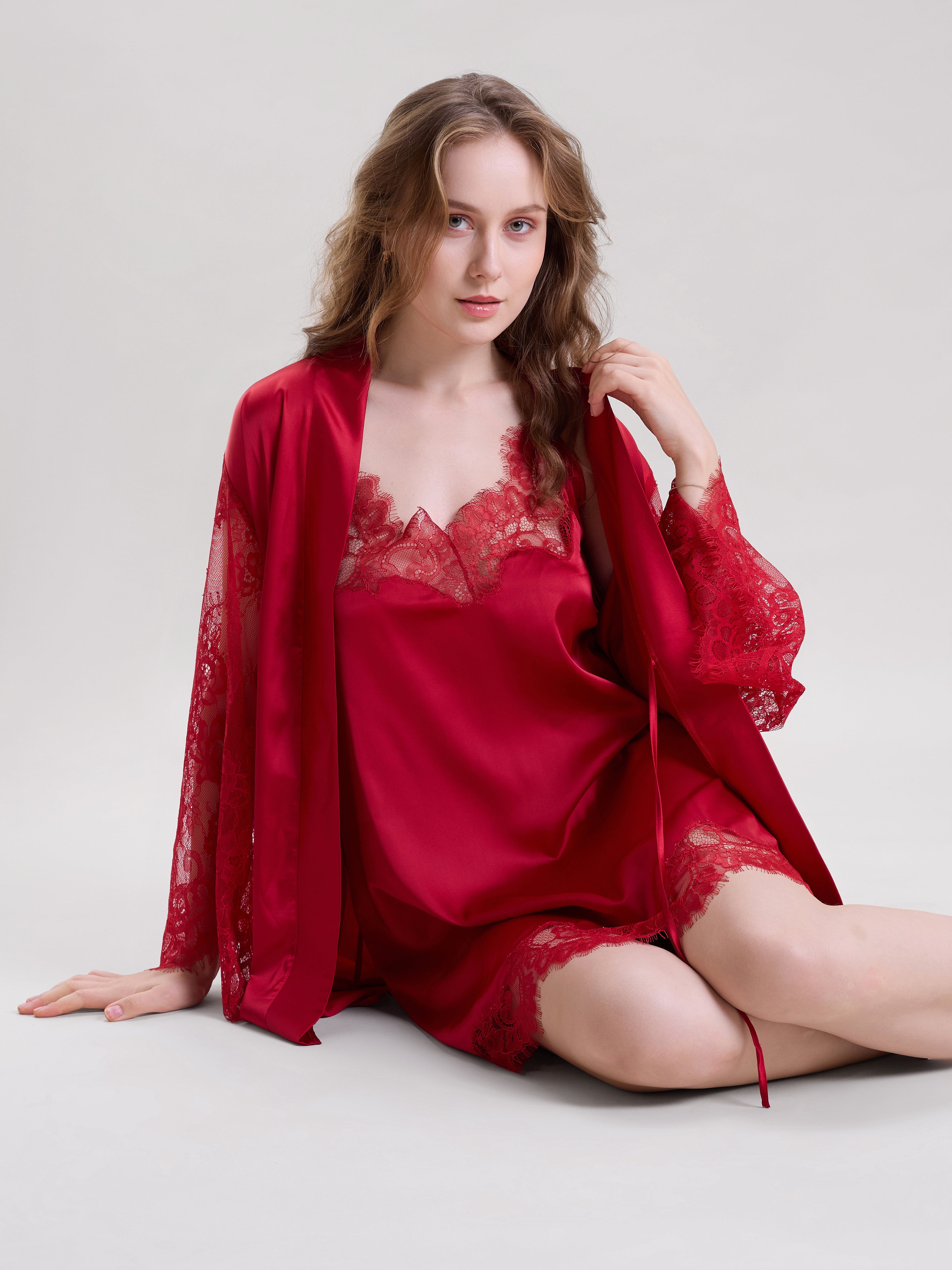 Mysthelle RED LACE DRESS