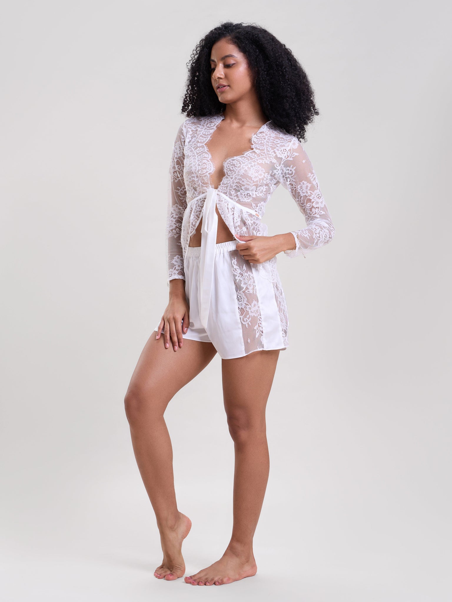 Mysthelle WHITE LACE SHRUG AND SHORTS